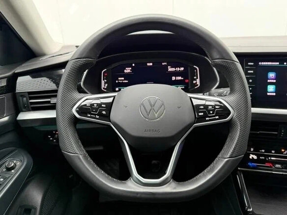 2022 Volkswagen Passat (North America and China) II (China Market) Рестайлинг, чёрный, 1670000 рублей - вид 5