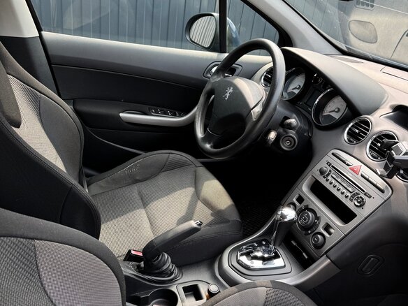 2008 Peugeot 308 I, синий, 490000 рублей - вид 3