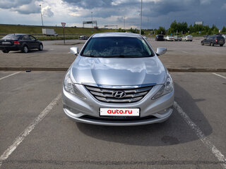 2011 Hyundai Sonata VI (YF), серебристый, 890000 рублей, вид 1
