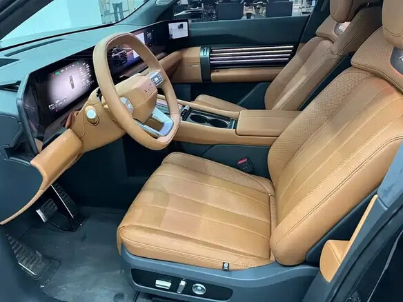 2026 Audi E7X, чёрный - вид 12