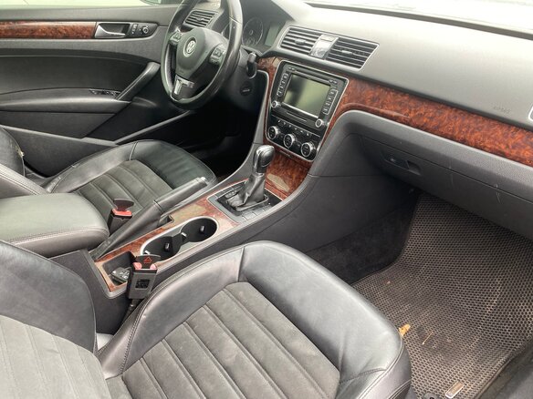 2012 Volkswagen Passat (North America and China) I, серый, 880000 рублей - вид 4