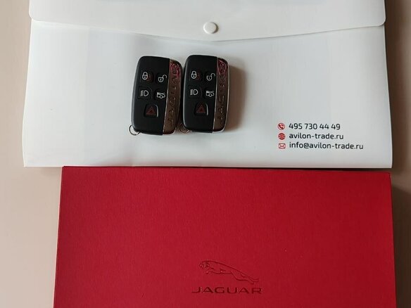 2018 Jaguar XF II, белый, 2700000 рублей - вид 11
