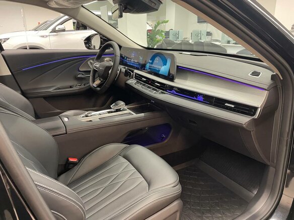 2025 Chery Arrizo 8, чёрный - вид 4