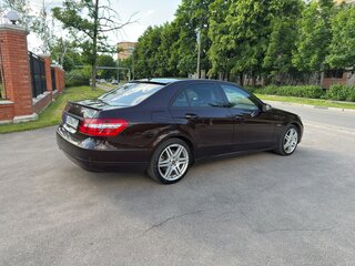 2009 Mercedes-Benz E-Класс 250 5G-Tronic IV (W212, S212, C207), коричневый, 1600000 рублей, вид 4