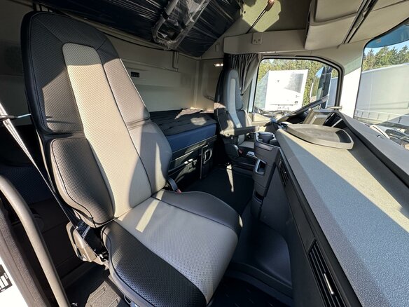 2026 Volvo FH, белый, 18285014 рублей - вид 12
