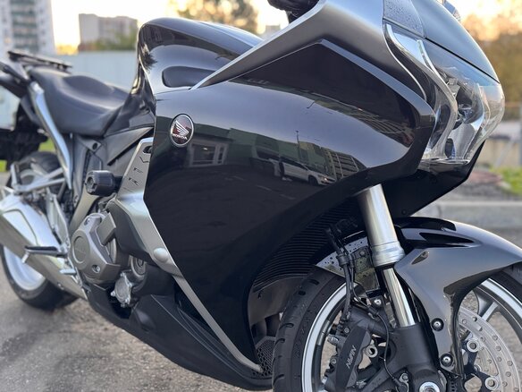 2011 Honda VFR 1200, чёрный, 840000 рублей - вид 7