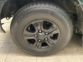 2004 Toyota Land Cruiser 100 Series Рестайлинг 1, зелёный, 1550000 рублей, вид 4