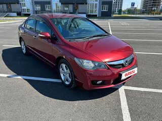 2010 Honda Civic VIII Рестайлинг, красный, 1150000 рублей, вид 1