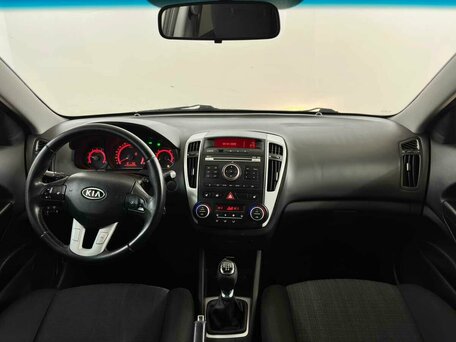 2010 Kia Ceed I Рестайлинг, чёрный, 425000 рублей, вид 5