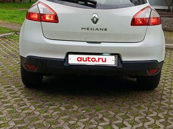 2012 Renault Megane III Рестайлинг, белый, 690000 рублей - вид 5