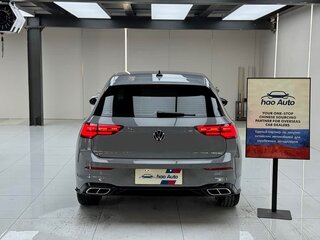 2022 Volkswagen Golf VIII, серебристый, 1800000 рублей, вид 3