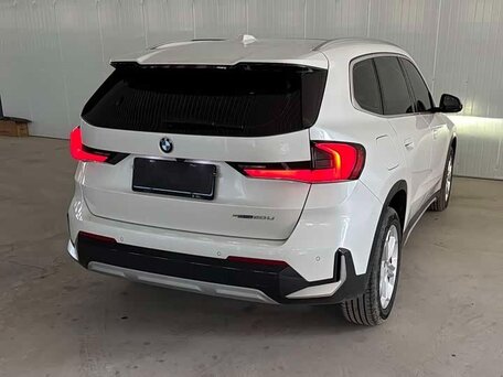 2023 BMW X1 Long 20Li sDrive III (U11/U12), белый, 2970000 рублей, вид 4