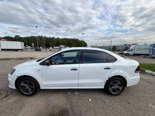 2018 Volkswagen Polo V Рестайлинг, белый, 750000 рублей, вид 5