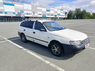 1999 Toyota Caldina I, белый, 240000 рублей, вид 2