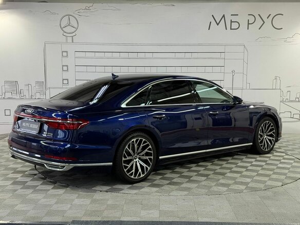 2018 Audi A8 Long 55 TFSI IV (D5), синий, 4420000 рублей - вид 7