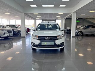 2024 Lada (ВАЗ) Largus I Рестайлинг, белый, 1395000 рублей, вид 3