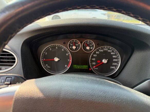 2007 Ford Focus II, красный, 570000 рублей - вид 11
