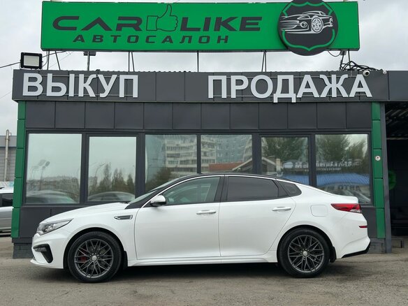2018 Kia Optima IV Рестайлинг, белый, 1949000 рублей - вид 2