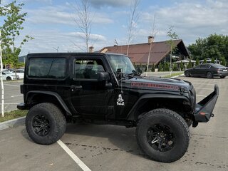 2010 Jeep Wrangler III (JK), чёрный, 2000000 рублей, вид 3
