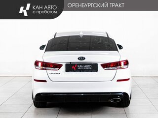 2019 Kia Optima IV Рестайлинг, белый, 1842000 рублей, вид 4