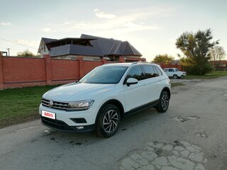 2018 Volkswagen Tiguan II, белый, 2150000 рублей, вид 1