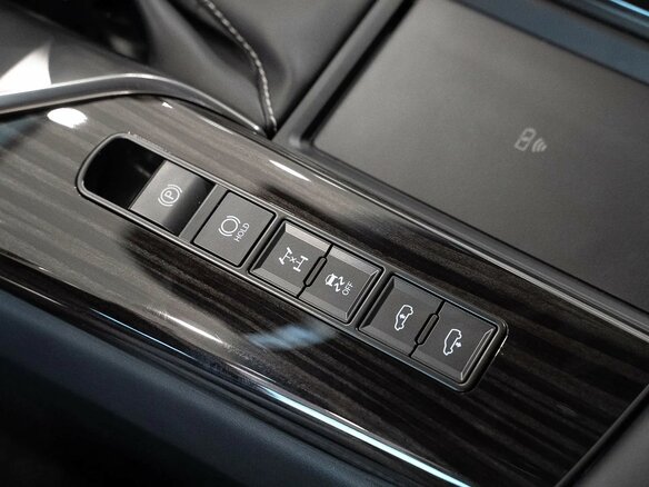 2026 Lexus LX 600 IV, чёрный - вид 19