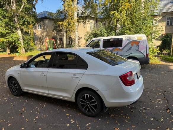 2015 Skoda Rapid I, белый - вид 6