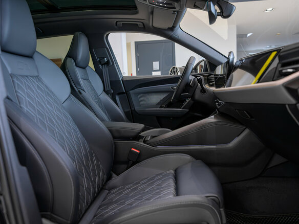 2026 Audi Q5 L III (GU), чёрный, 6890000 рублей - вид 17