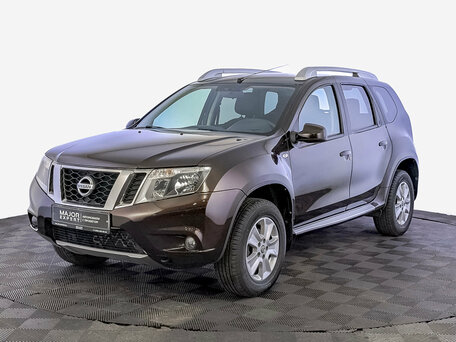 Nissan Terrano III (D10)