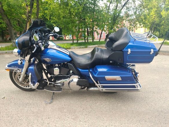 2010 Harley-Davidson Electra Glide, синий, 850000 рублей - вид 5