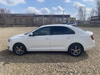 2018 Skoda Rapid I Рестайлинг, белый, 1100000 рублей, вид 4