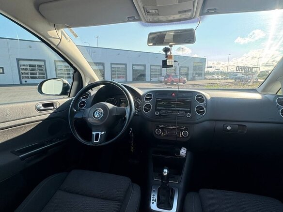 2013 Volkswagen Golf Plus II, серый, 700000 рублей - вид 12
