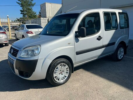 2013 Fiat Doblo I Рестайлинг, серебристый, 749000 рублей, вид 1