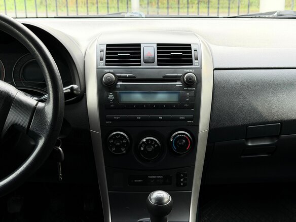 2008 Toyota Corolla X (E140, E150), серебристый - вид 17