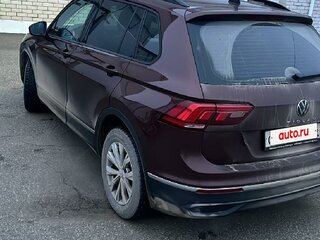 2021 Volkswagen Tiguan L II Рестайлинг (China Market), коричневый, 2555500 рублей, вид 4