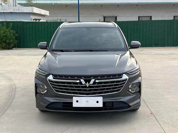 2022 Wuling Victory, серый, 1035000 рублей - вид 2