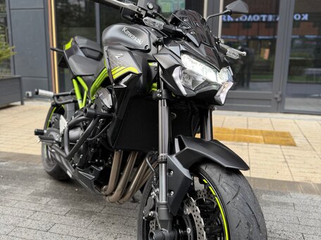 2022 Kawasaki Z 900, чёрный, 1150000 рублей, вид 2