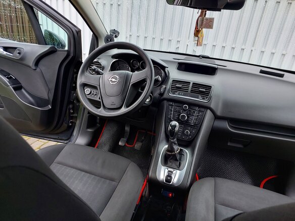 2012 Opel Meriva B, чёрный - вид 11