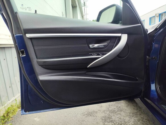 2019 BMW 3 серии 318d VI (F3x) Рестайлинг, синий, 1600000 рублей - вид 11