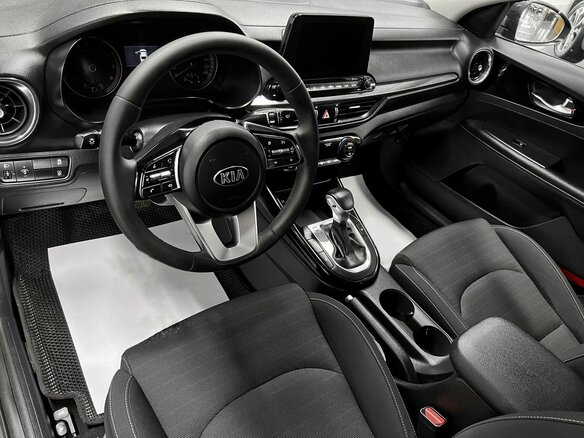 2021 Kia Cerato IV, синий, 1745000 рублей - вид 7