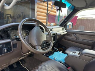 1997 Toyota Land Cruiser 80 Series Рестайлинг, серебристый, 3500000 рублей, вид 4