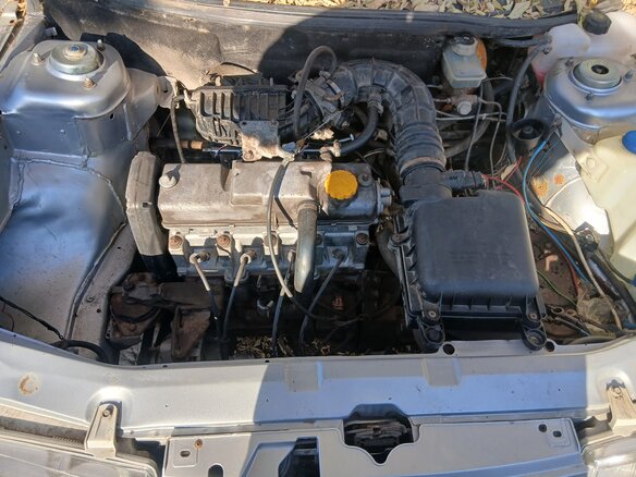 2004 Lada (ВАЗ) 2110, серебристый, 120000 рублей - вид 6