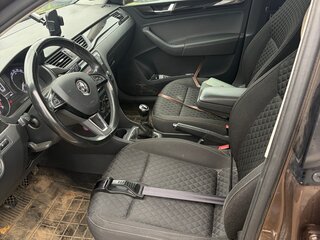 2018 Skoda Rapid I Рестайлинг, коричневый, 1300000 рублей, вид 4