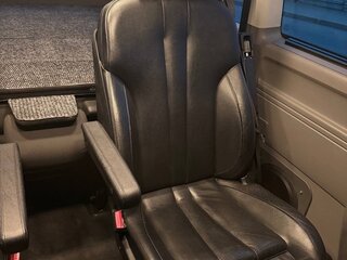 2021 Volkswagen Caravelle T6 Рестайлинг, серый, 4750000 рублей, вид 3