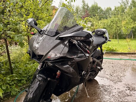 2023 Yamaha YZF-R1, чёрный, 2050000 рублей, вид 2