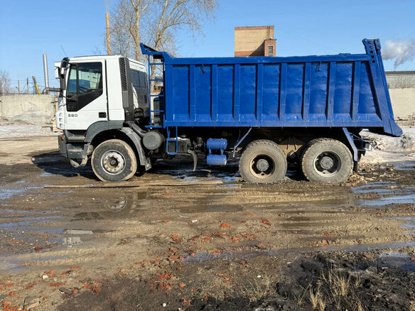 2006 Iveco Trakker, белый, 1500000 рублей - вид 3