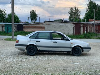 1992 Volkswagen Passat B3, серебристый, 70000 рублей, вид 3