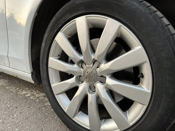 2011 Audi A4 IV (B8), белый - вид 9