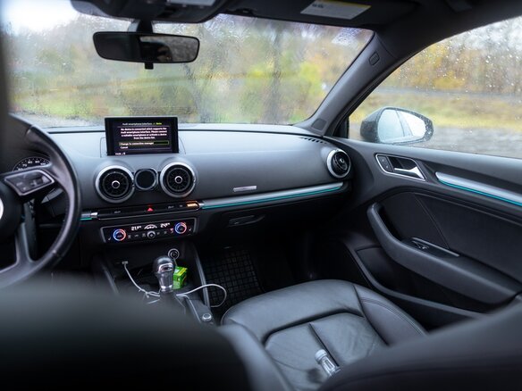 2017 Audi A3 III (8V) Рестайлинг, серебристый, 2190000 рублей - вид 21