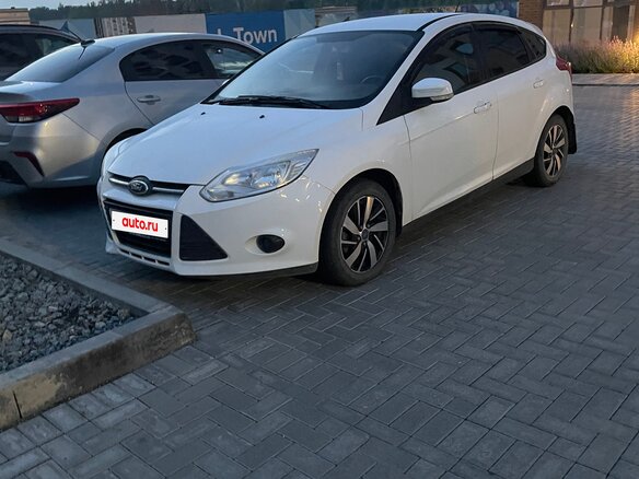 2012 Ford Focus III, белый, 630000 рублей - вид 1